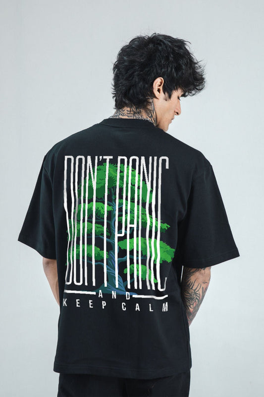 Don’t Panic" Oversized Graphic T-Shirt – Black Edition - Echolope