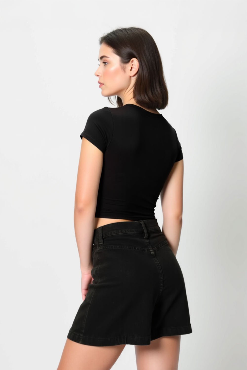 Women's Black Crop Top - Echolope