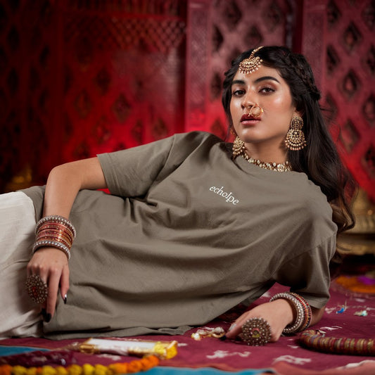 The Oversized Trend: A Dominant Force in 2024 Fashion - Echolope