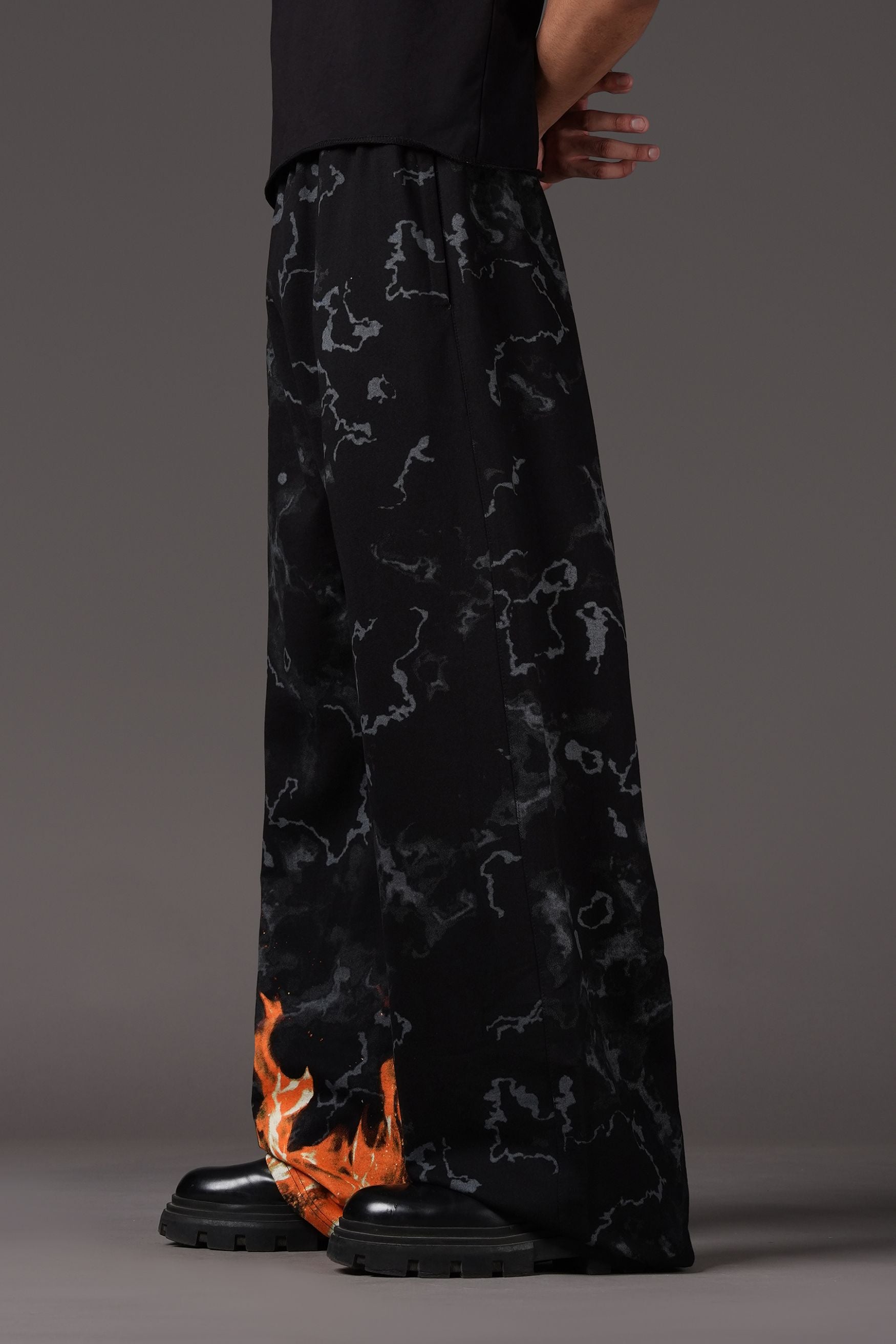 Emberveil Bottom