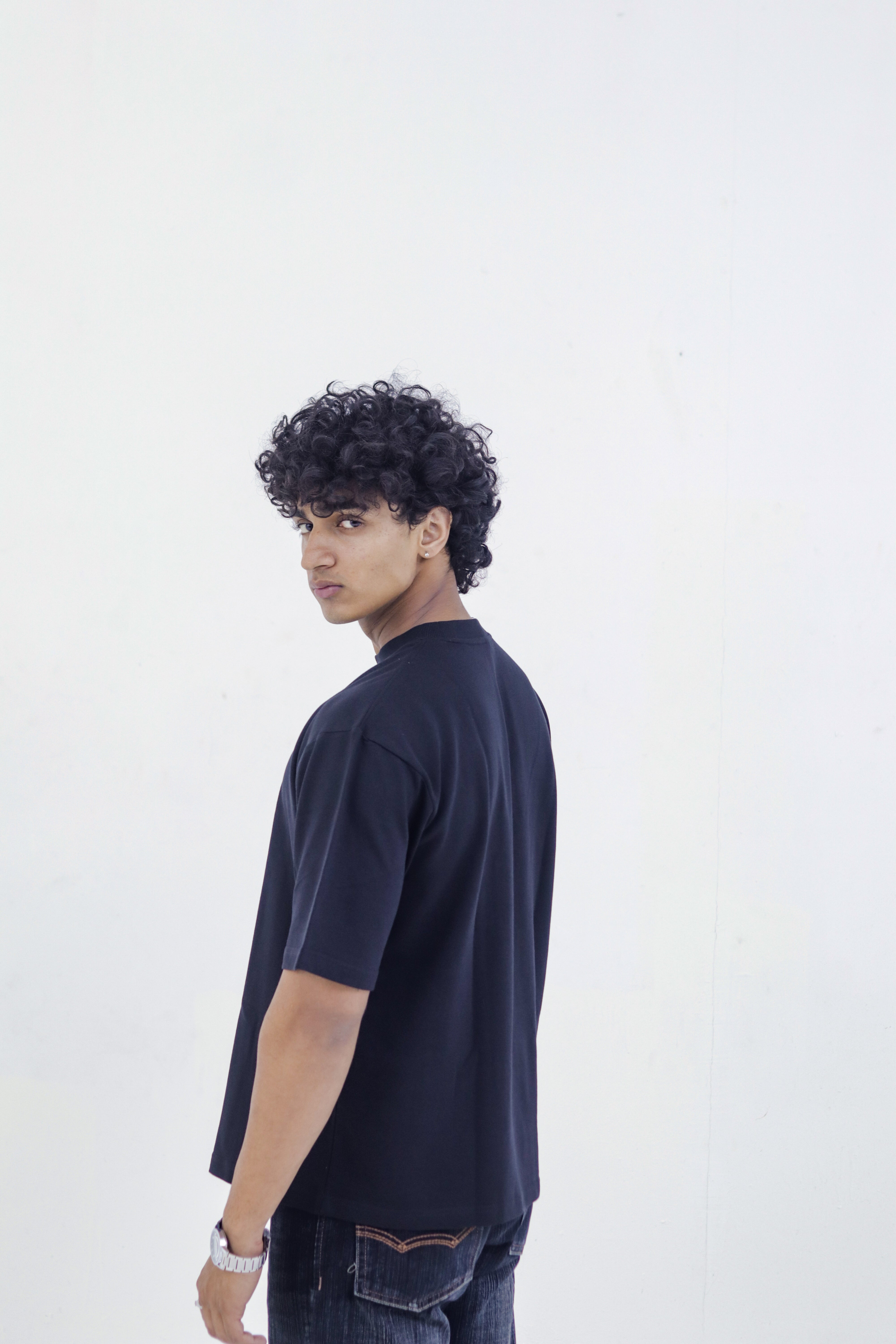 Men's Oversized Black T-Shirt | Round Crew Neck