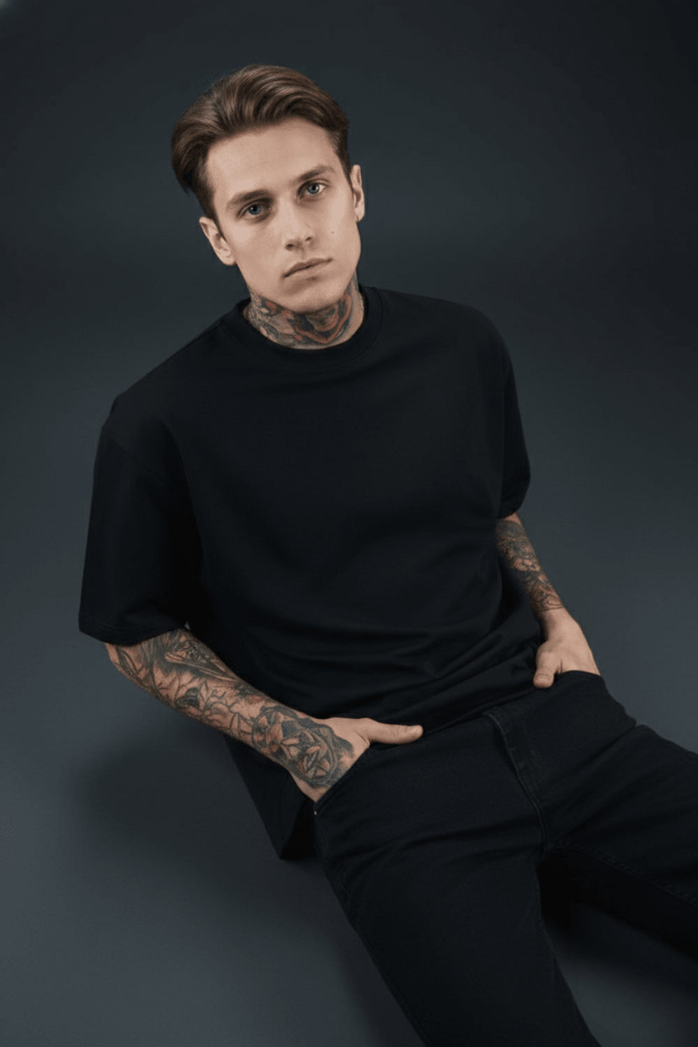 Black Solid Oversized T-Shirts Secondary image