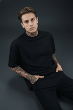 Black Solid Oversized T-Shirts - Echolope