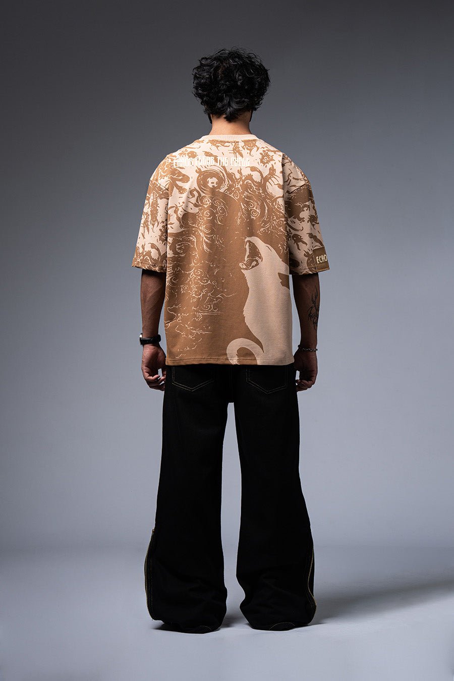 Chaos Oversized Graphic T-Shirt - Echolope