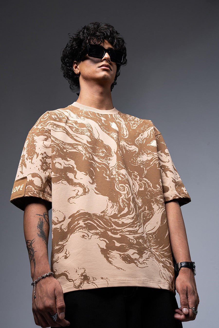 Chaos Oversized Graphic T-Shirt - Echolope