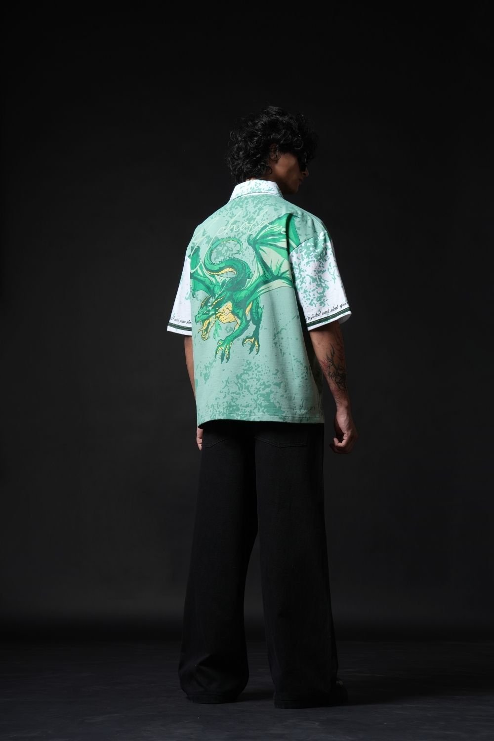 Dragon Crest T-shirt - Echolope