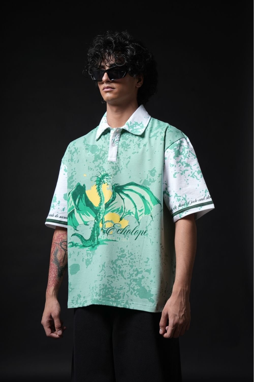 Dragon Crest T-shirt - Echolope
