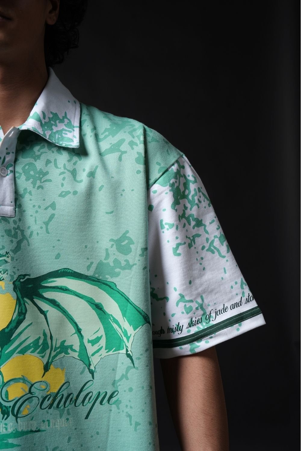 Dragon Crest T-shirt - Echolope