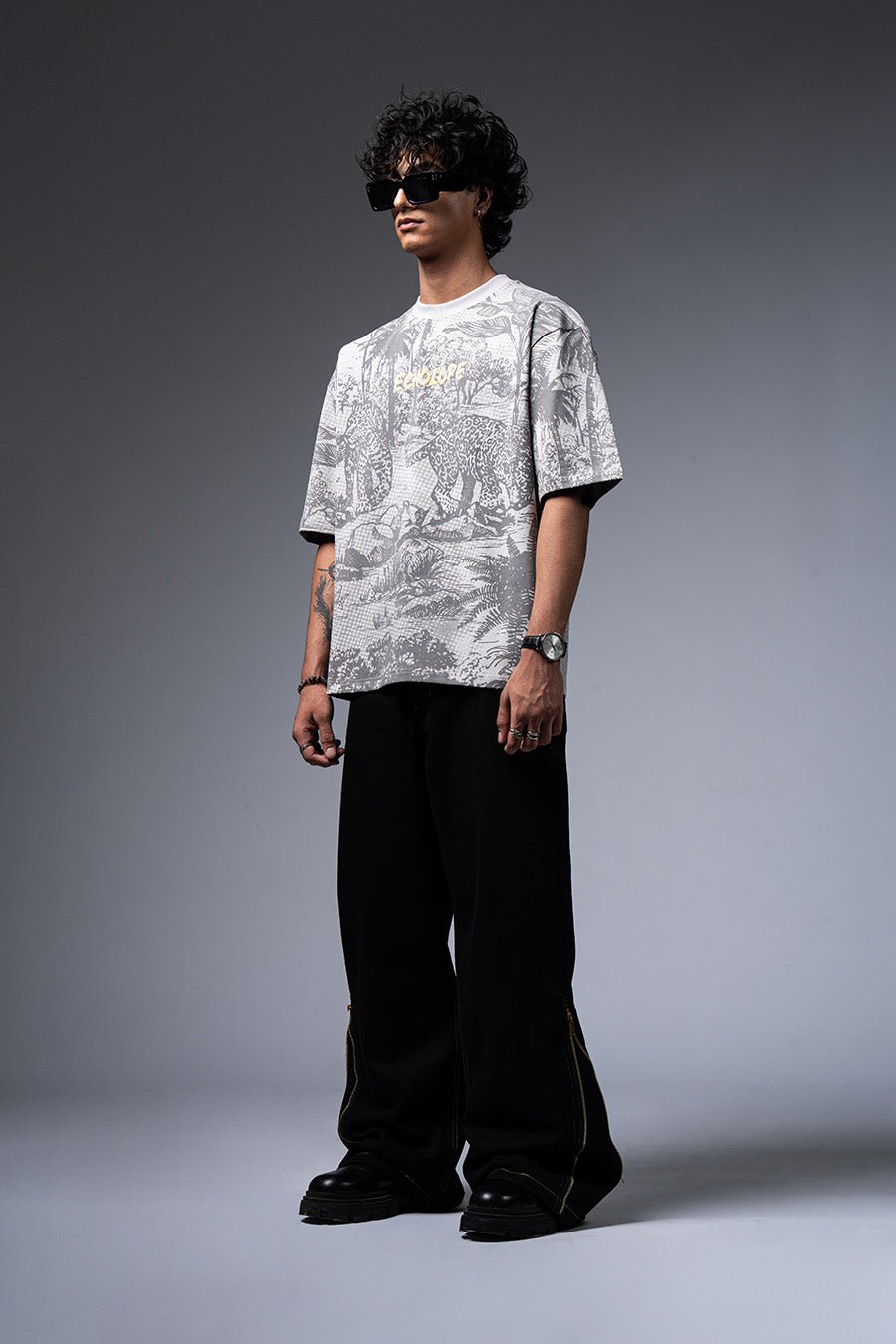 Existance Oversized Graphic T-Shirt - Echolope