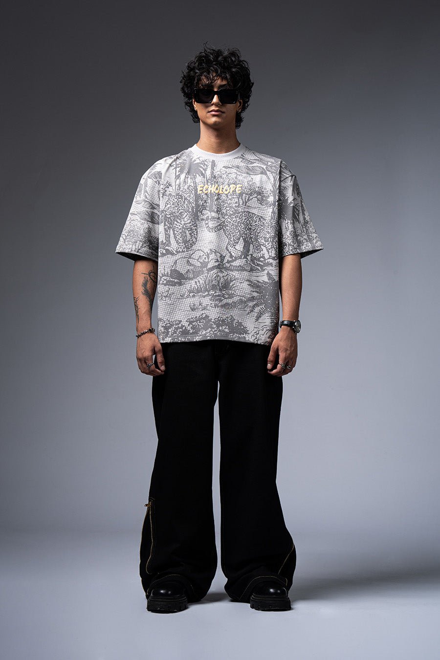 Existance Oversized Graphic T-Shirt - Echolope