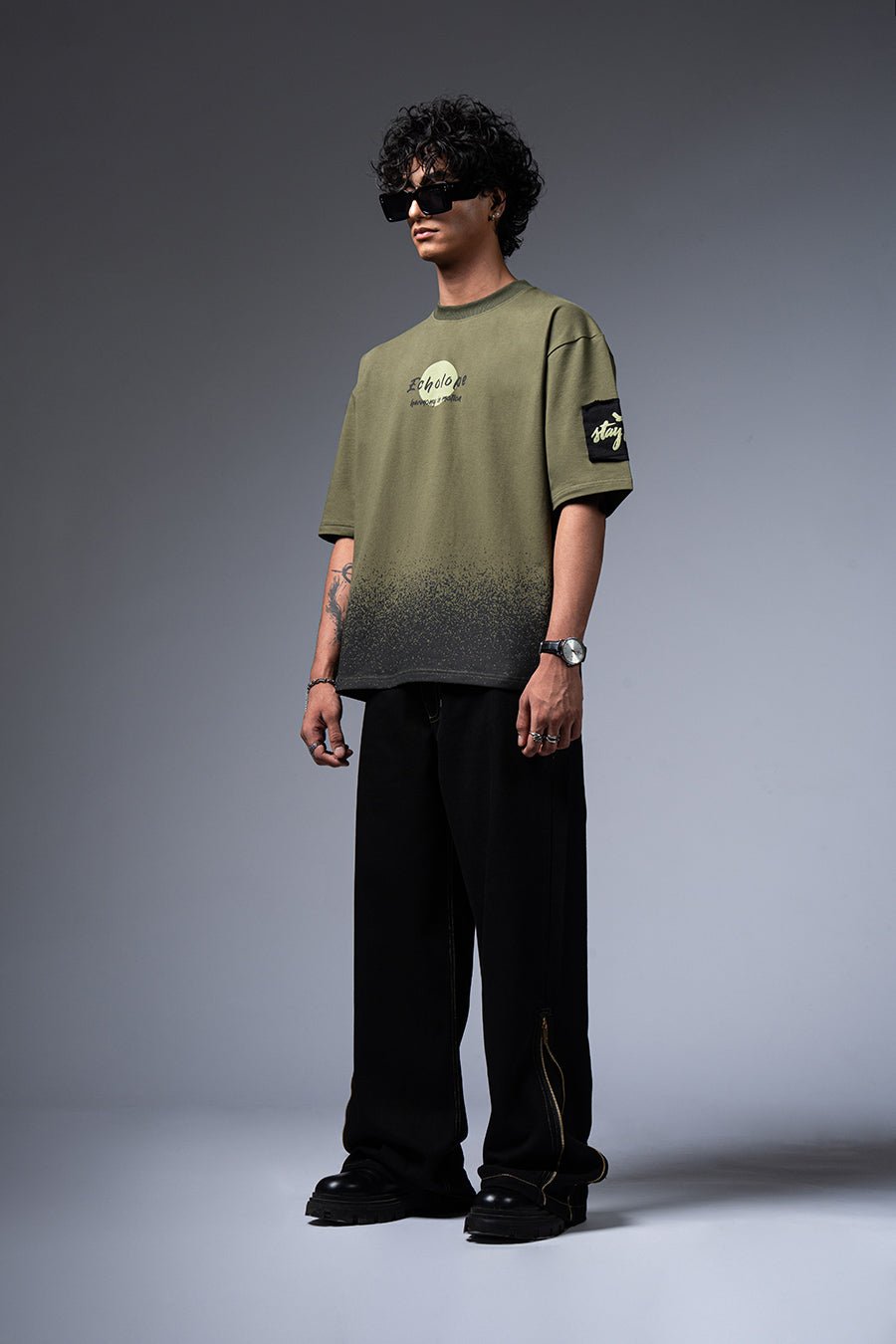 Harmony Oversized Graphic T-Shirt - Echolope