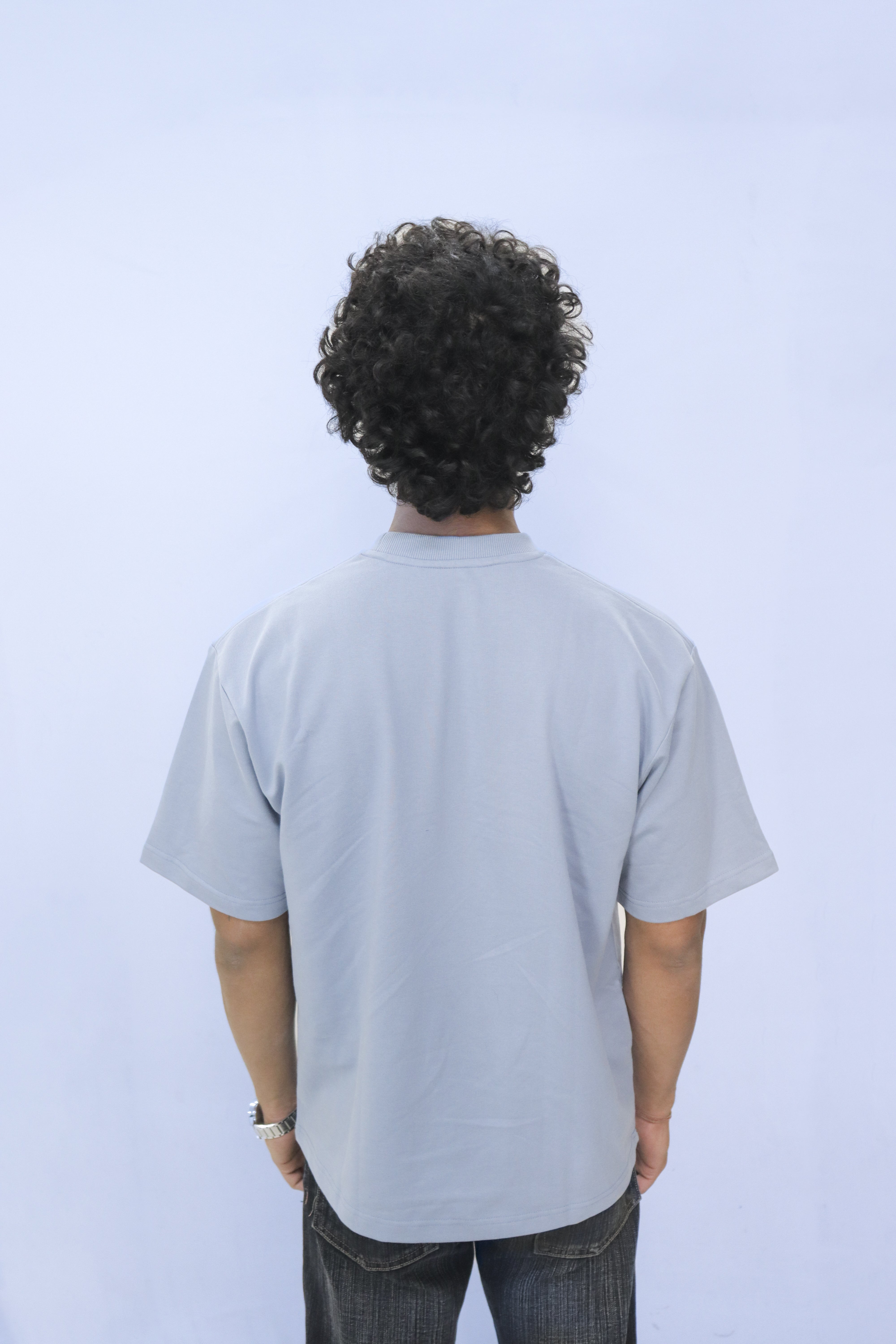 light-blue-oversized-t-shirt-for-men-ribbed-crew-neck