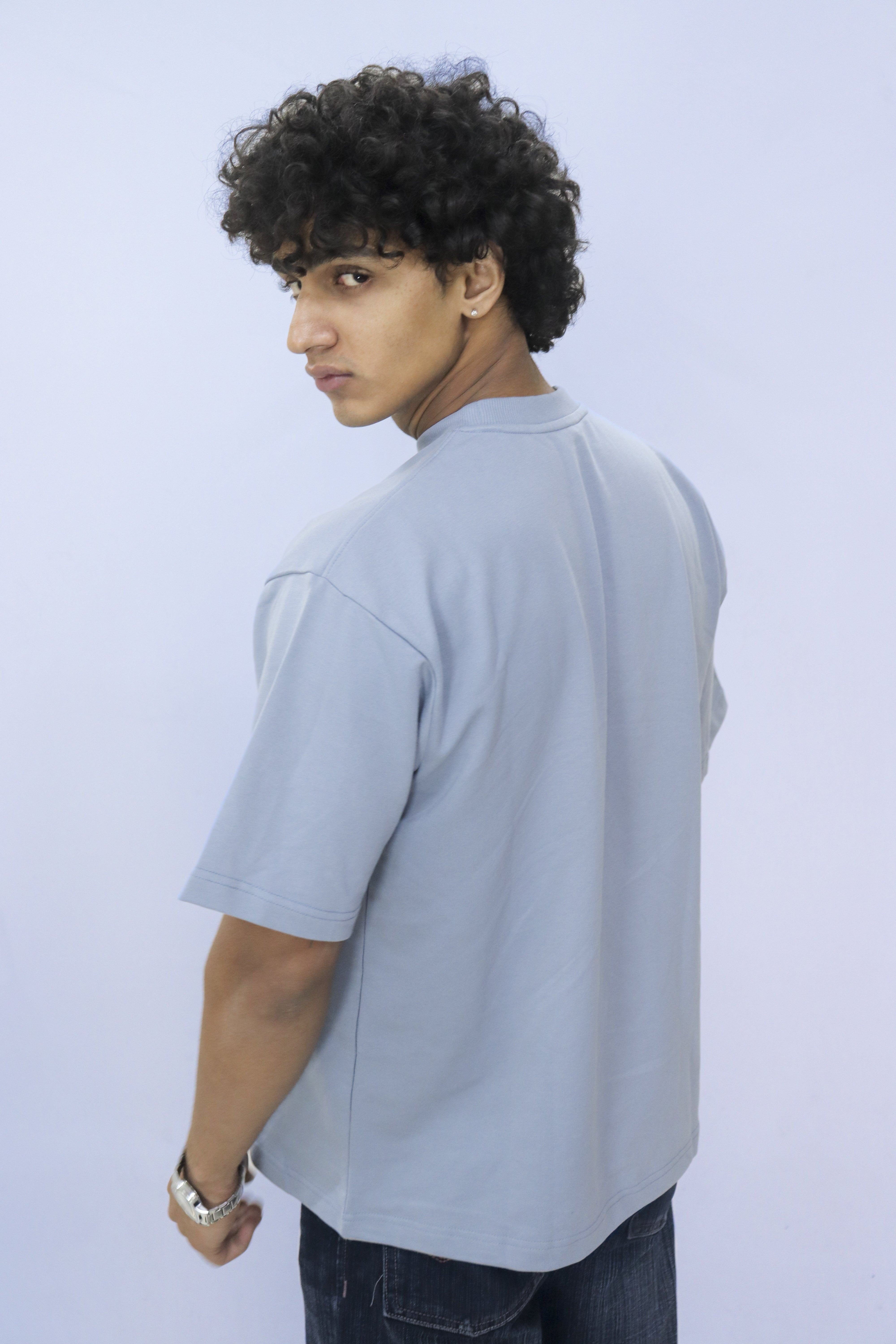 men's-casual-light-blue-oversized-t-shirt