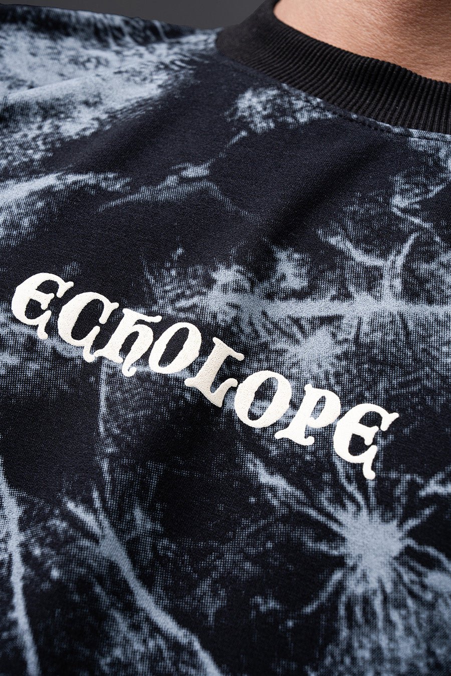 Shadows Oversized Graphic T-Shirt - Echolope