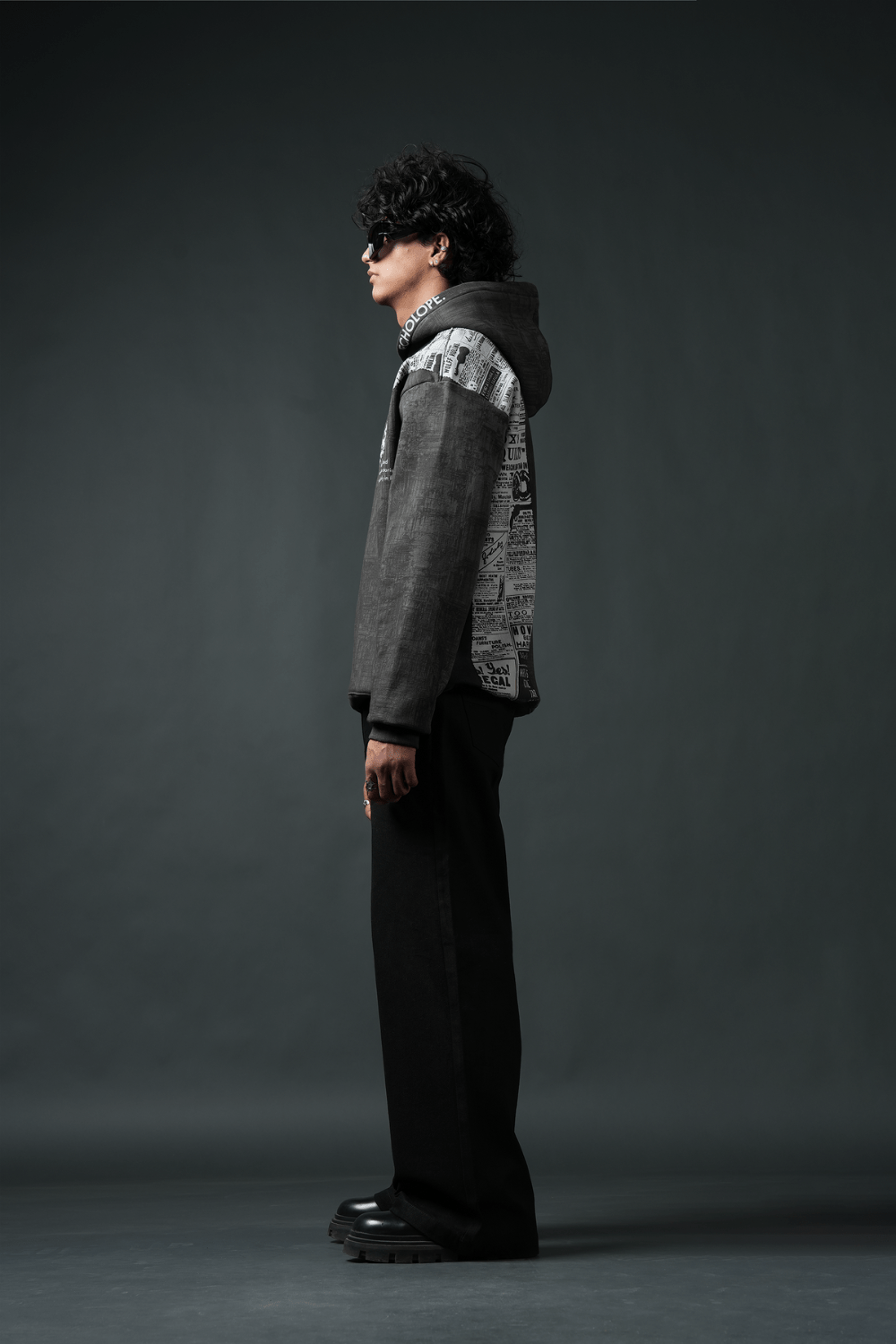 Static Oversized Printed Hoodie - Echolope